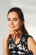 russisk kvinne, Элина
